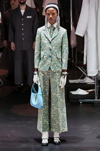 Look 47